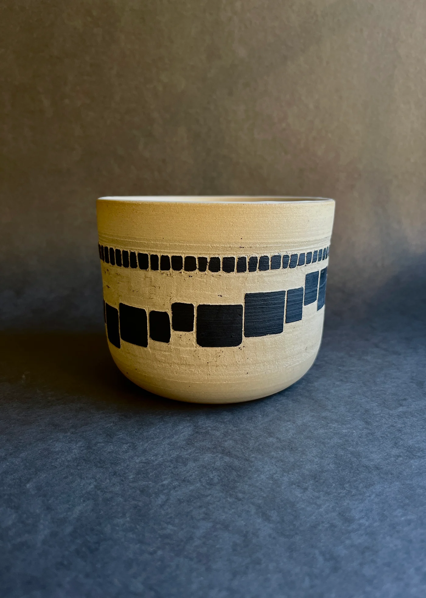 Cache pot sgraffito CUBE – Image 3