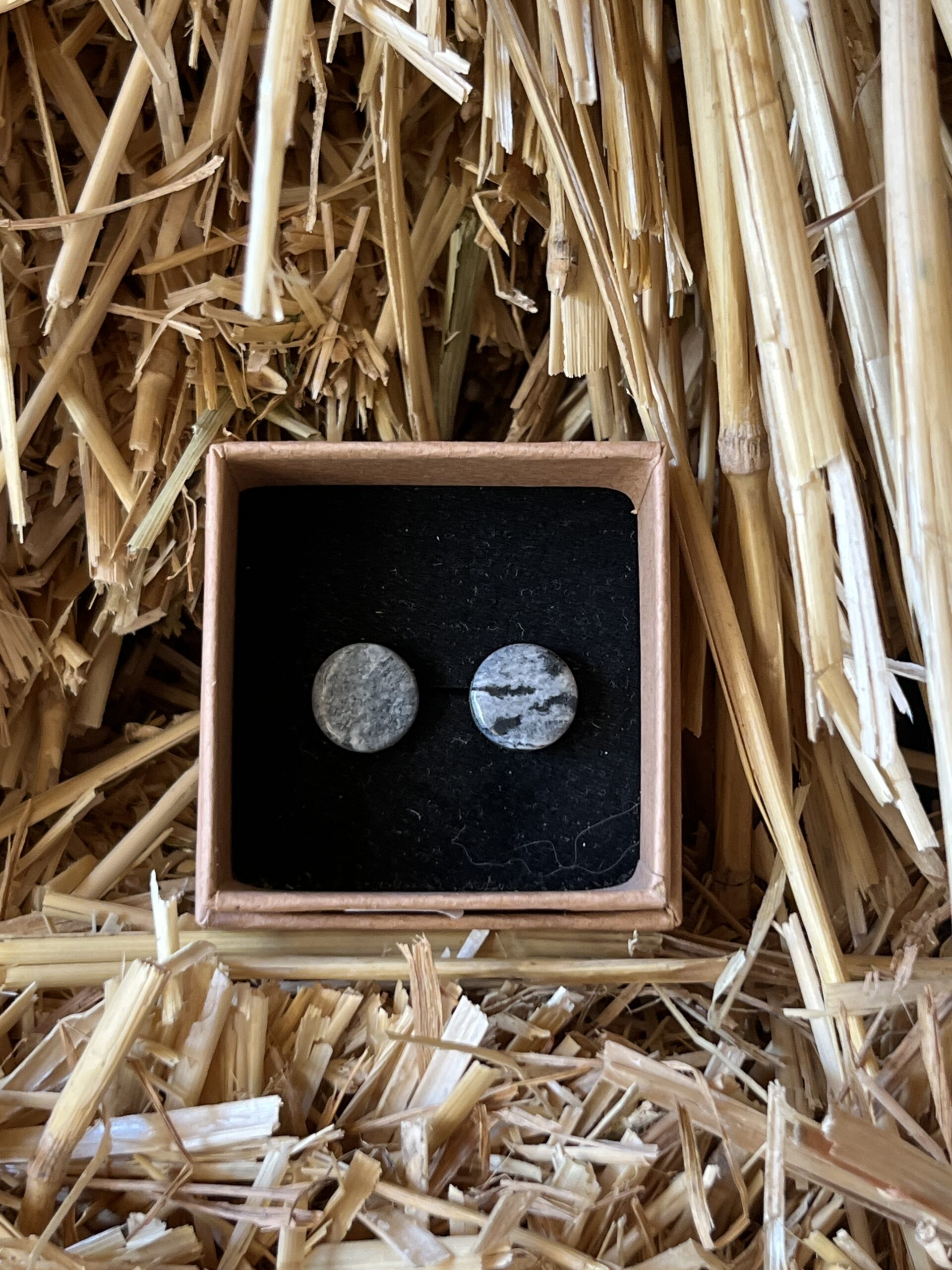 Boucles d'oreilles Clou Momo – Image 3