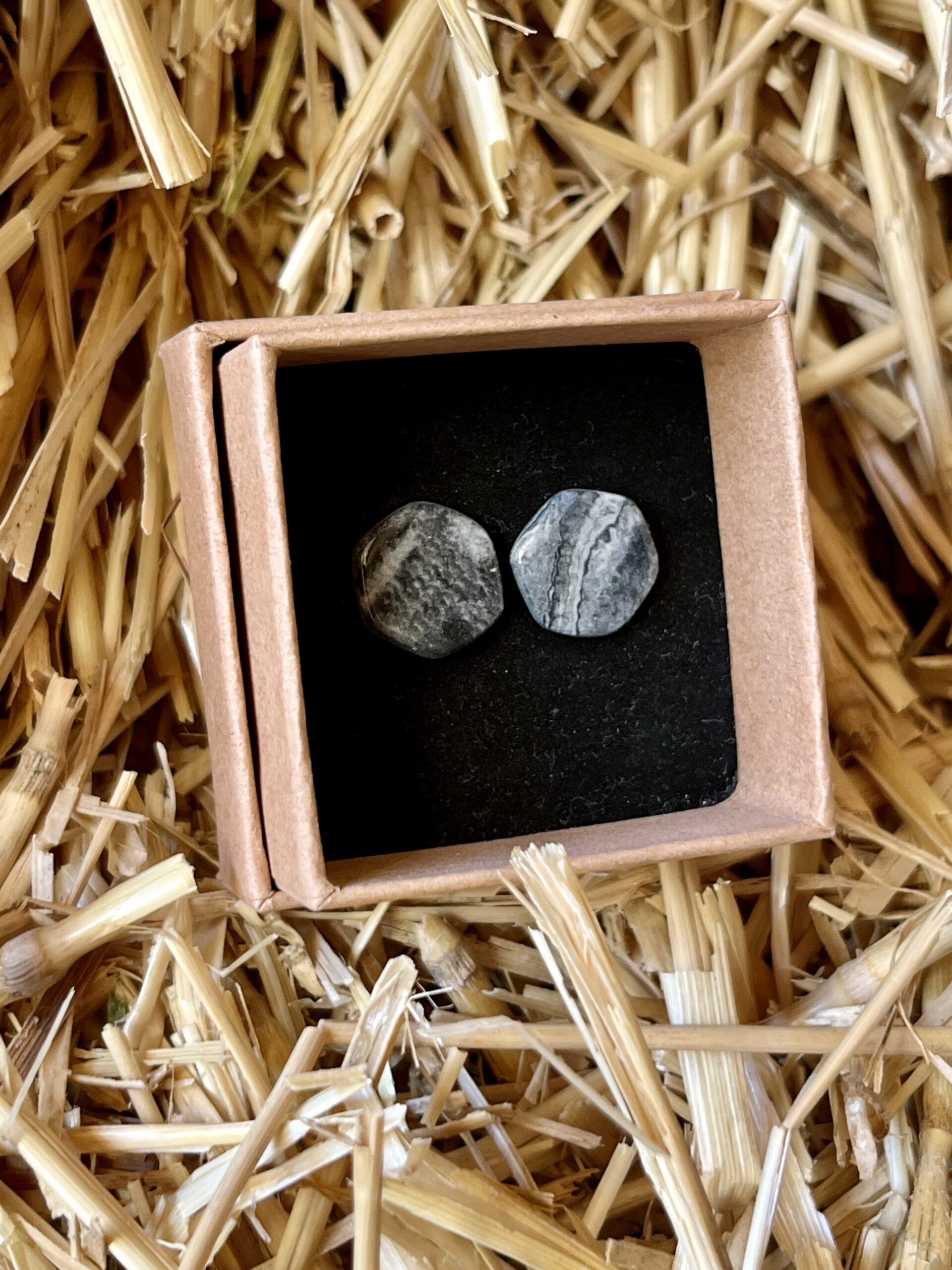 Boucles d'oreilles Clou Momo – Image 4