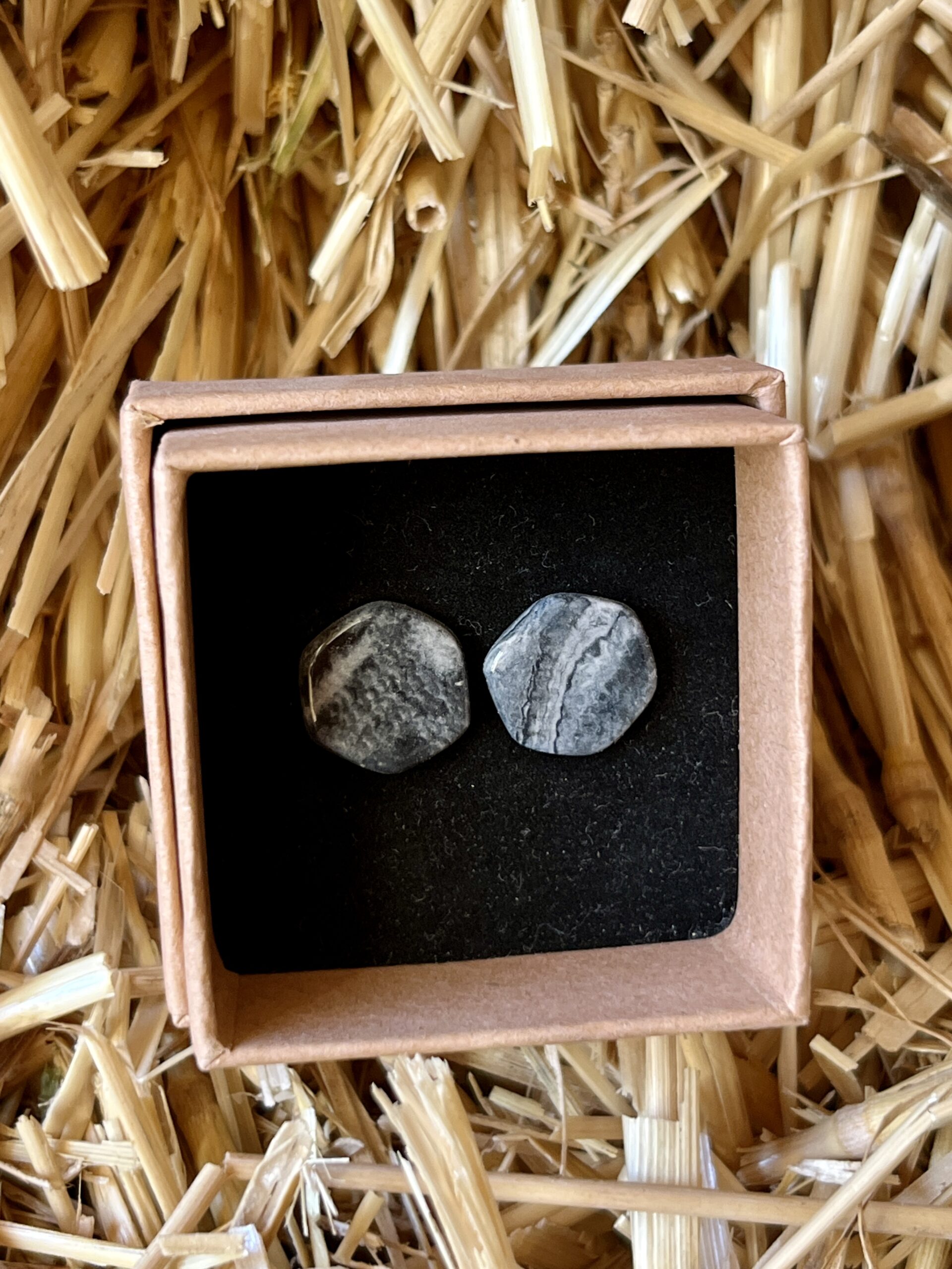 Boucles d'oreilles Clou Momo – Image 2